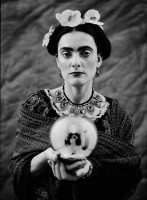 alex-als-frida-kahlo.corbino